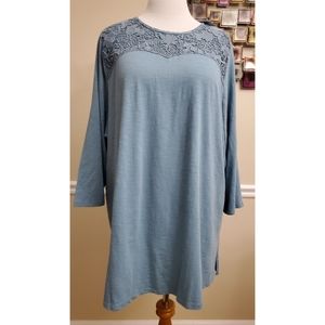 Lane Bryant 3/4 Sleeve Top